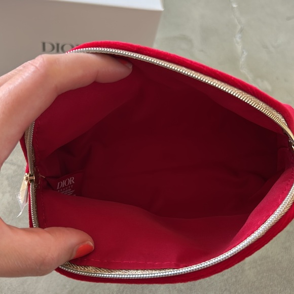 🖤 NWT Dior Holiday Cosmetic Pouch - Picture 7 of 8